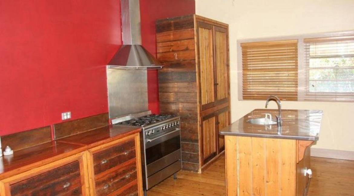 27 Vickers Street, MAYFIELD WEST, NSW 2304 Australia