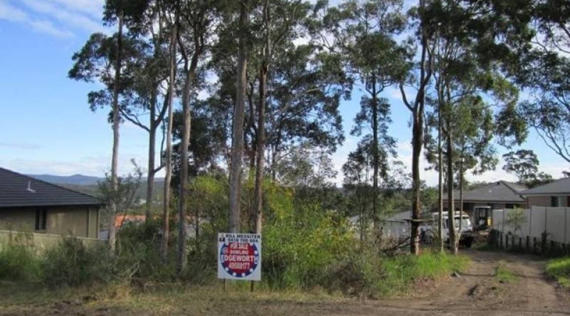 61 Araminta Chase, CAMERON PARK, NSW 2285 Australia