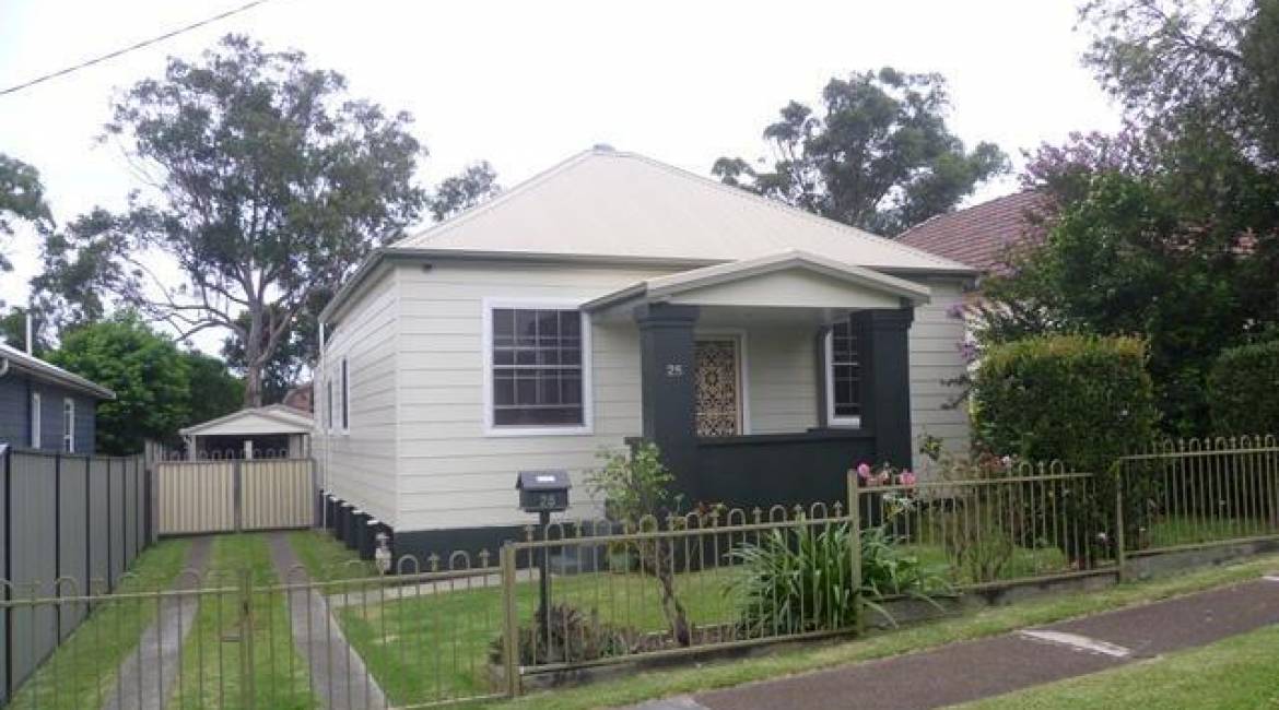 25 Morris Street, MAYFIELD WEST, NSW 2304 Australia