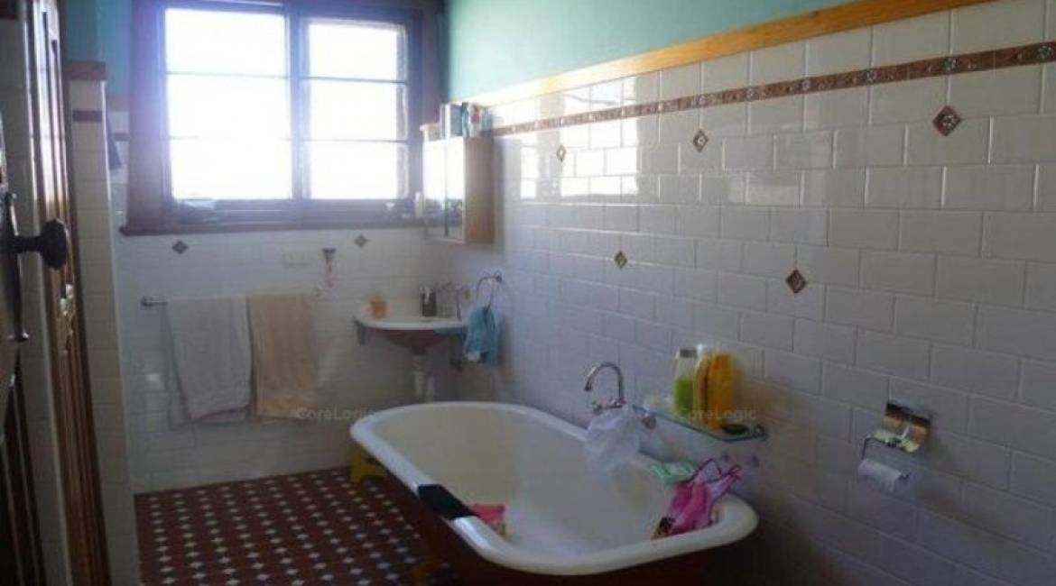 34 Victoria Street, ADAMSTOWN, NSW 2289 Australia