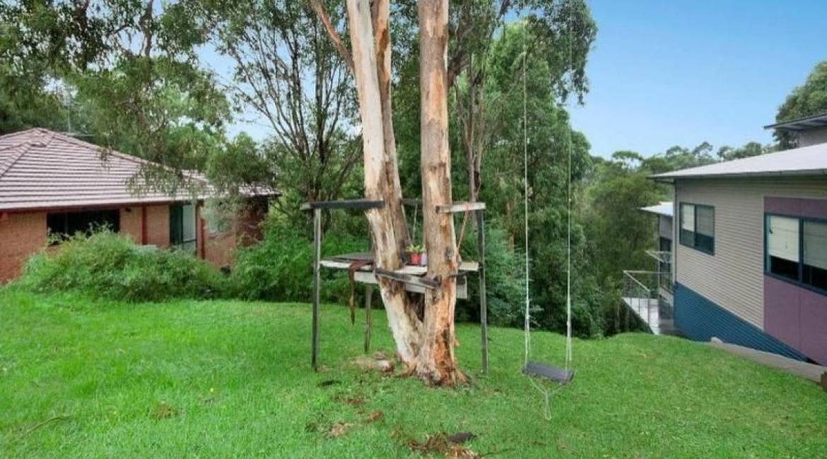 20 Avoca Close, WARATAH WEST, NSW 2298 Australia