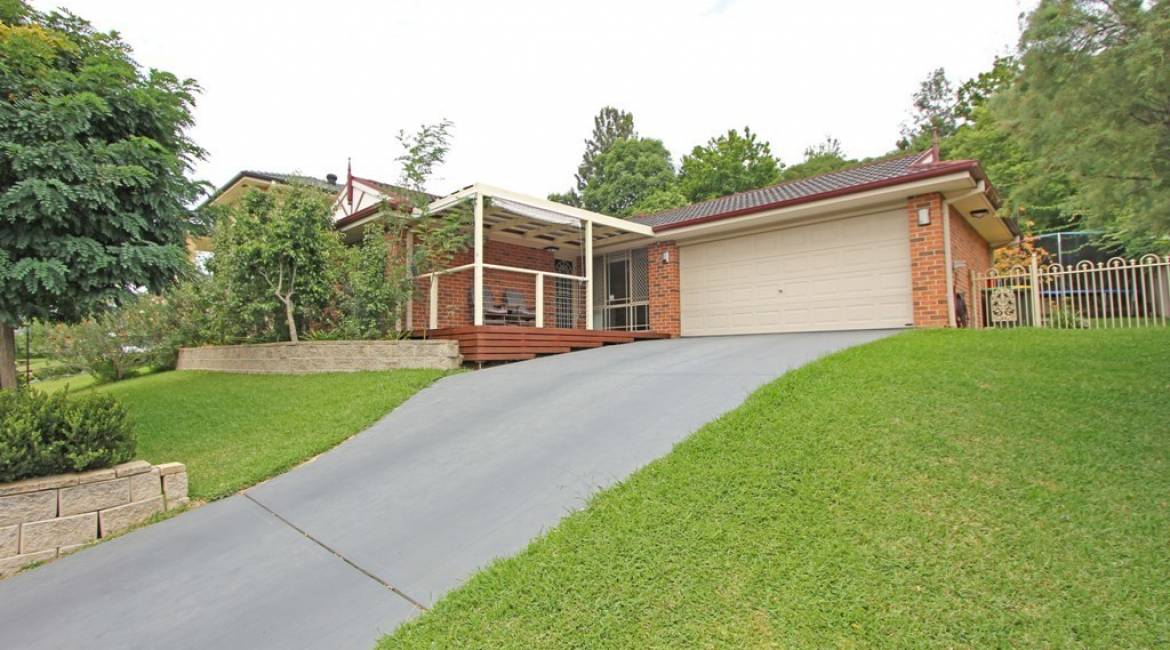 30 Coachwood Drive, WARABROOK, NSW 2304 Australia