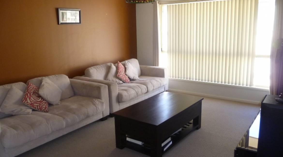 16 Nancy Close, CAMERON PARK, NSW 2285 Australia