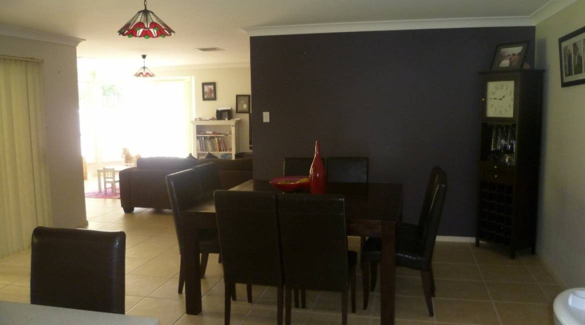 16 Nancy Close, CAMERON PARK, NSW 2285 Australia