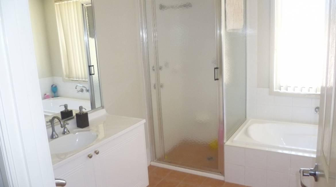 16 Nancy Close, CAMERON PARK, NSW 2285 Australia