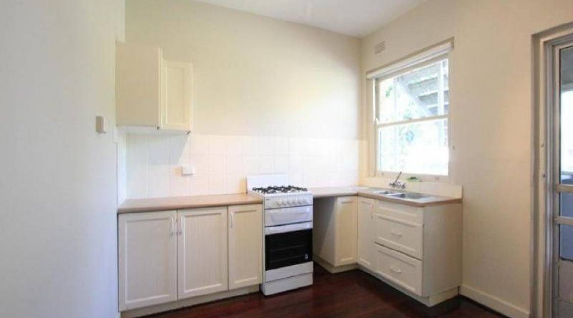 2/42 Coolamin Road, WARATAH, NSW 2298 Australia