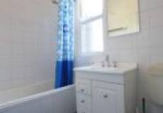 2/42 Coolamin Road, WARATAH, NSW 2298 Australia