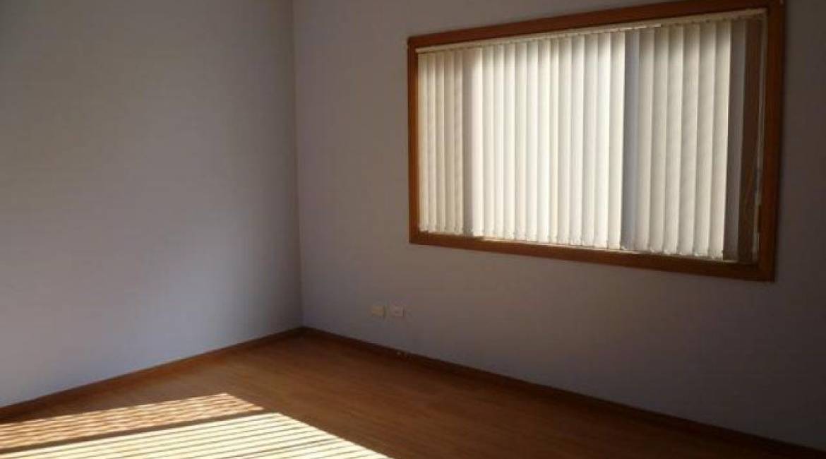 10 Villa Road, WARATAH WEST, NSW 2298 Australia