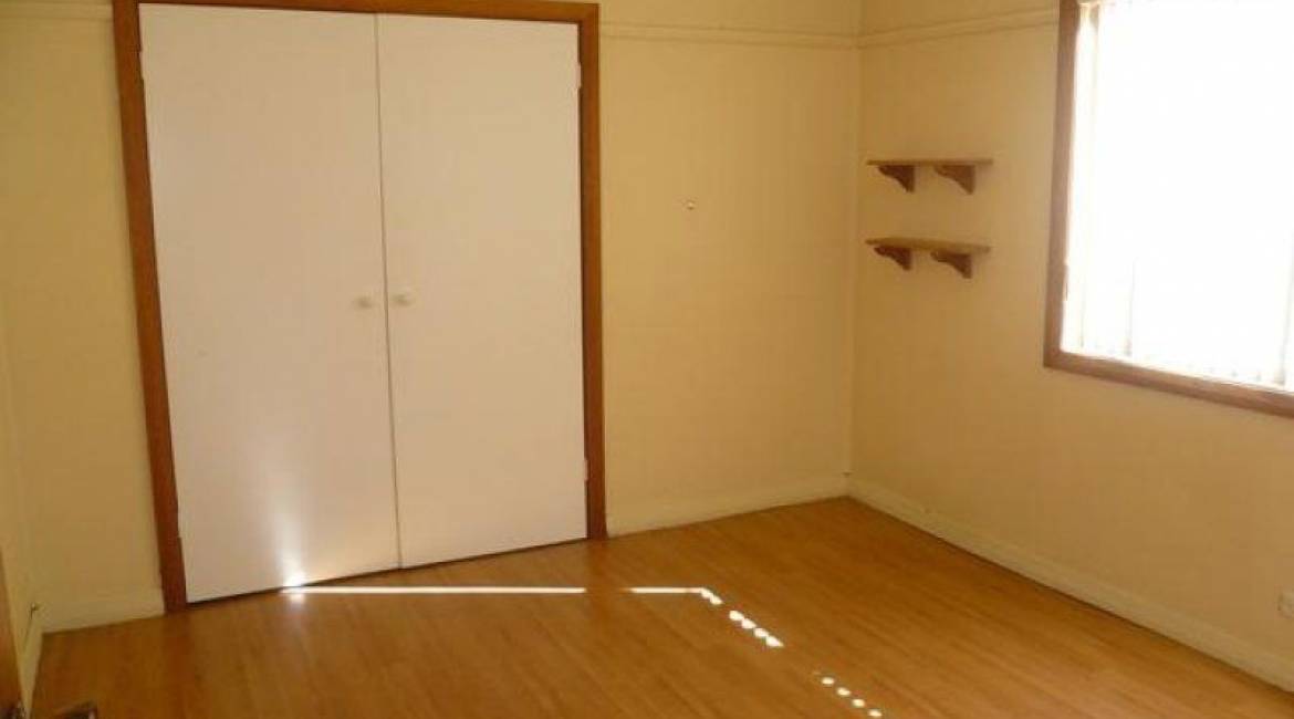 10 Villa Road, WARATAH WEST, NSW 2298 Australia