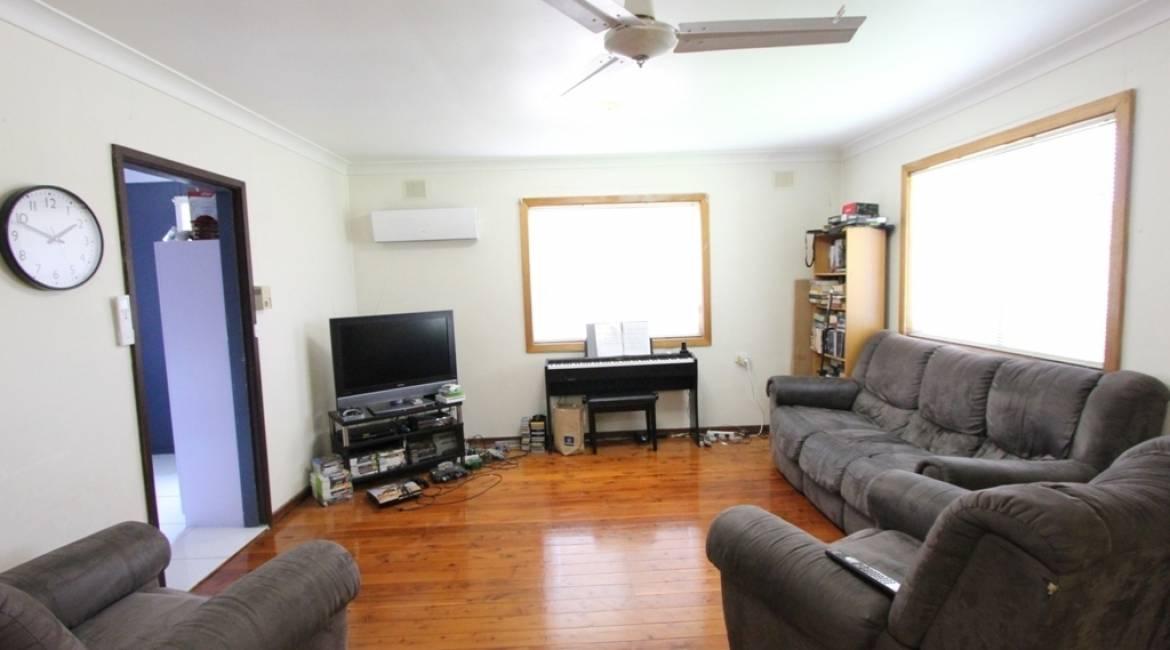 11 Landa Parade, WARATAH WEST, NSW 2298 Australia