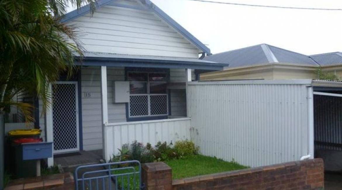 15 Robert Street, MAYFIELD, NSW 2304 Australia