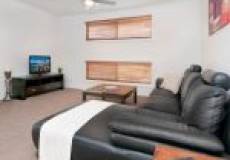 20 Woodbridge Drive, CAMERON PARK, NSW 2285 Australia