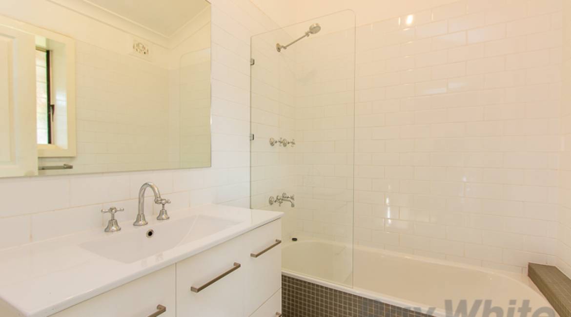 52 Barton Street, MAYFIELD, NSW 2304 Australia