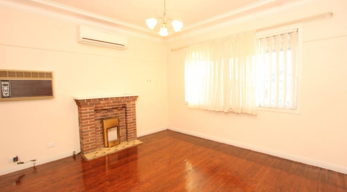 16 Thornton Avenue, MAYFIELD WEST, NSW 2304 Australia