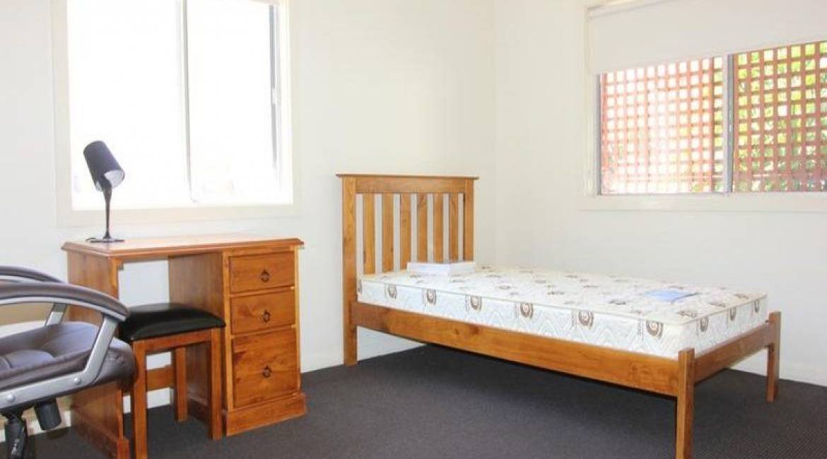 Room 2/14 Tourle Street, MAYFIELD WEST, NSW 2304 Australia