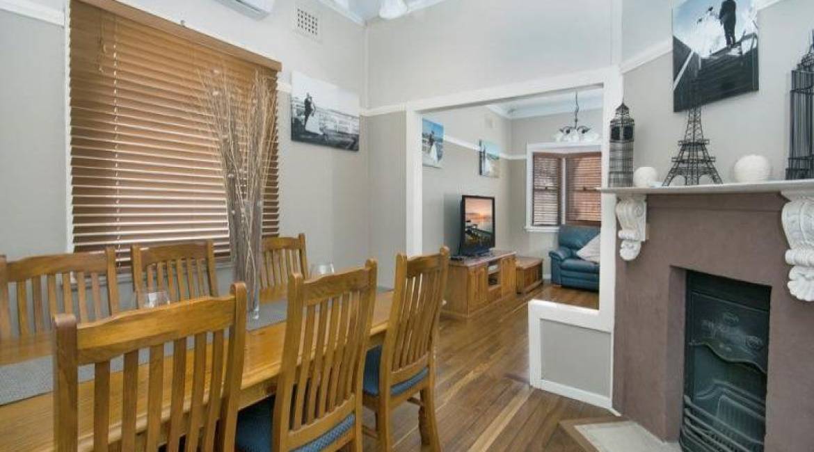 14 Werribi Street, MAYFIELD WEST, NSW 2304 Australia