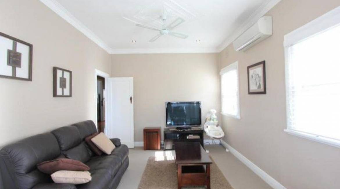 49 Lambton Road, WARATAH, NSW 2298 Australia