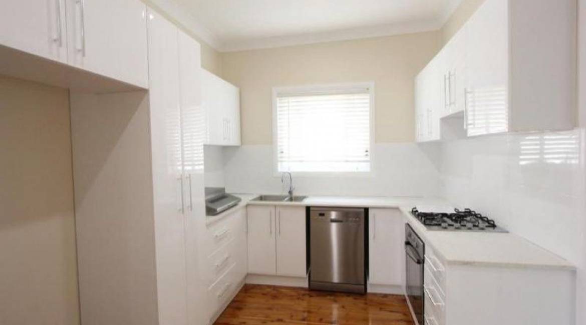 8 Travers Avenue, MAYFIELD WEST, NSW 2304 Australia