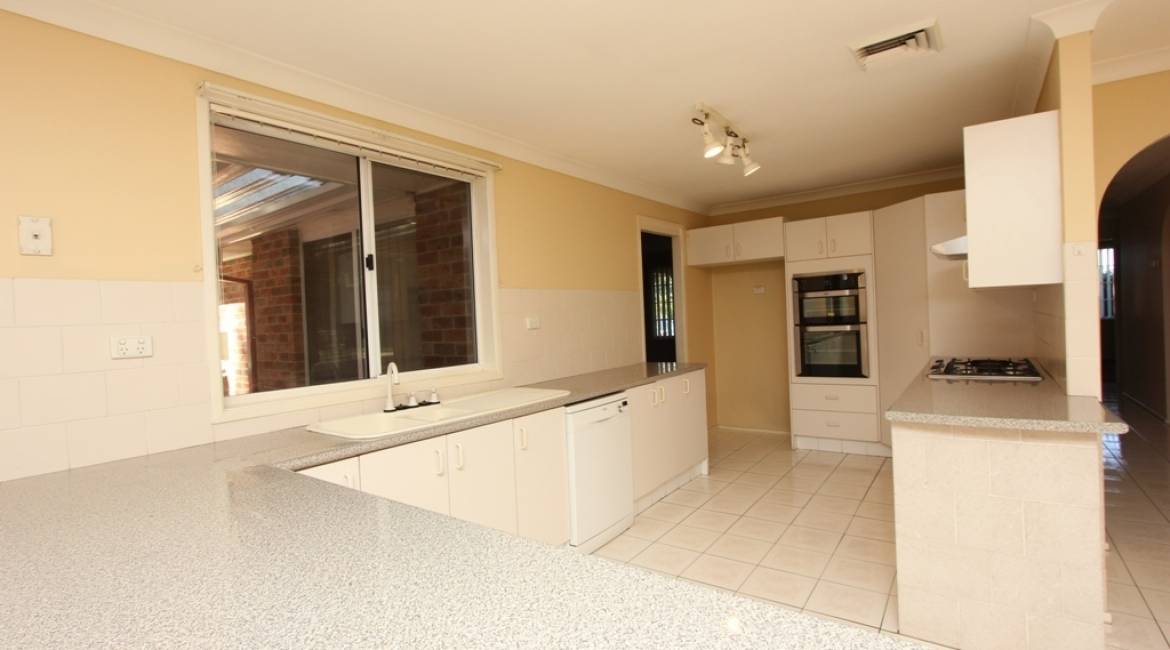 26 Olearia Crescent, WARABROOK, NSW 2304 Australia