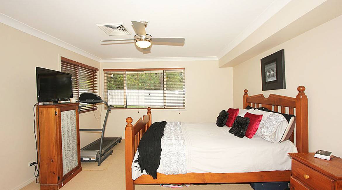 13 Styles Close, FLETCHER, NSW 2287 Australia