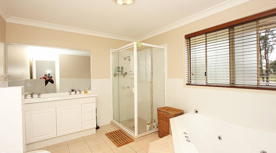 13 Styles Close, FLETCHER, NSW 2287 Australia