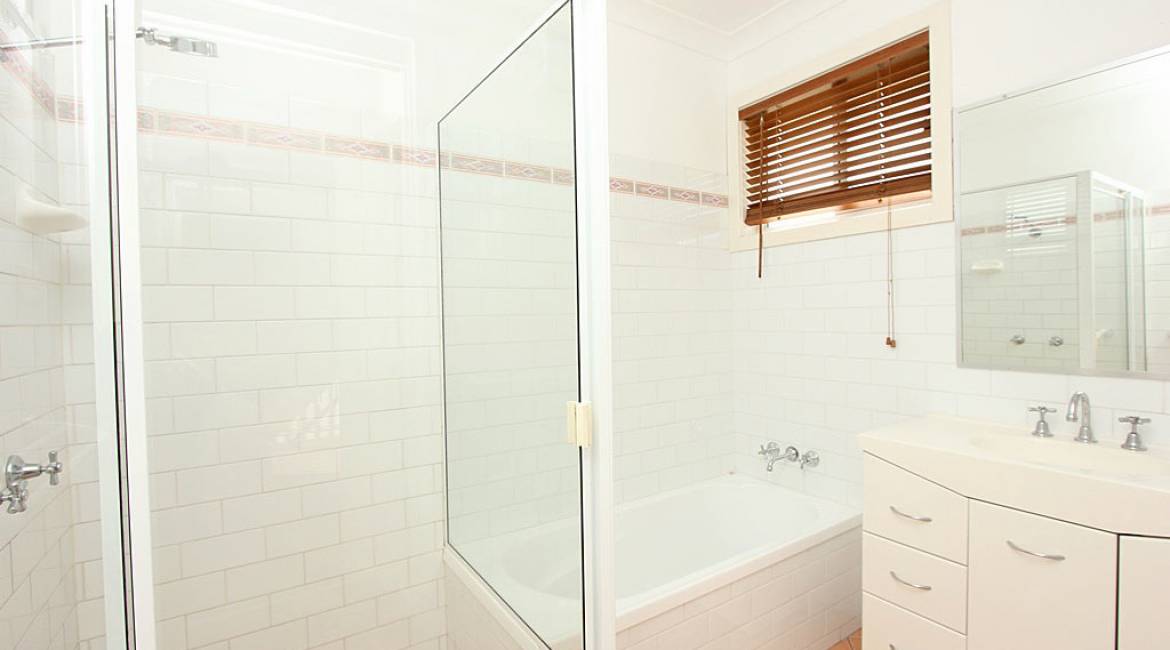 3 Pring Street, WARNERS BAY, NSW 2282 Australia