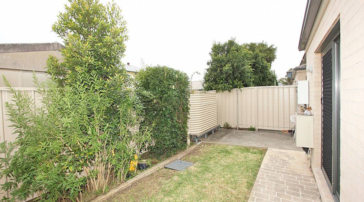 6/7 Smart Street, WARATAH, NSW 2298 Australia