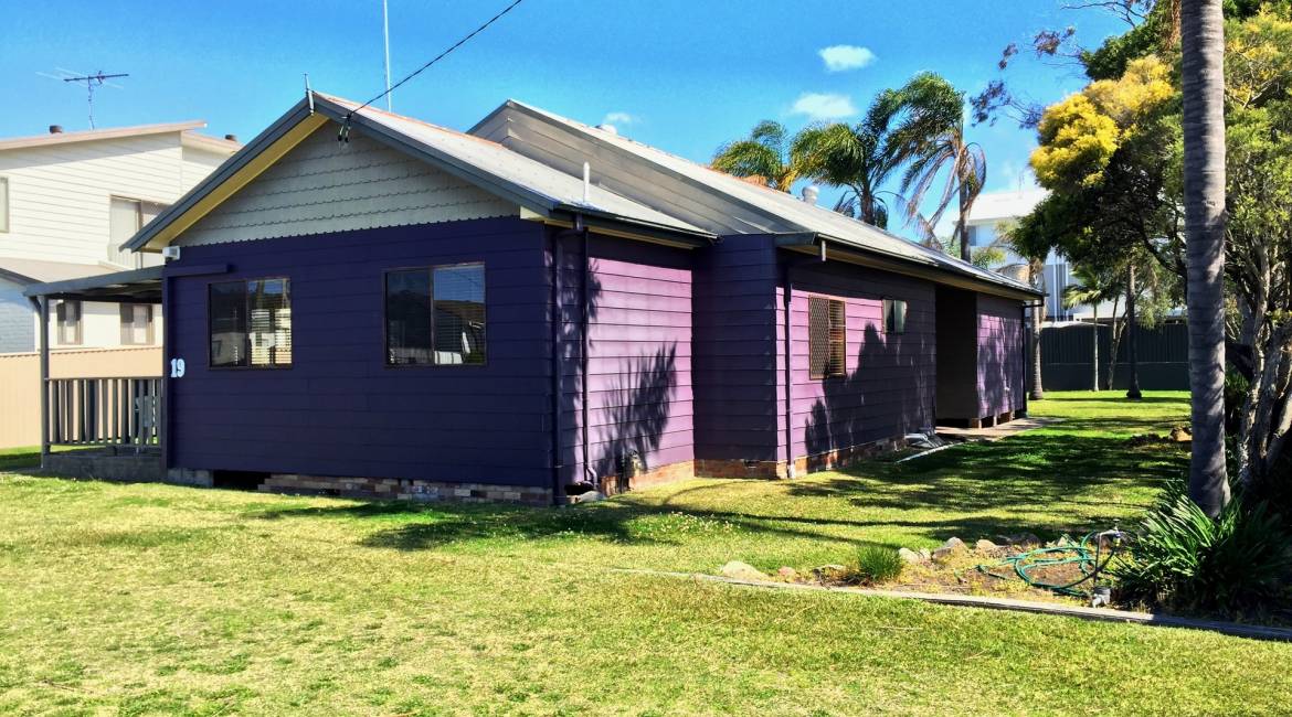 19 Charles Street, WARNERS BAY, NSW 2282 Australia