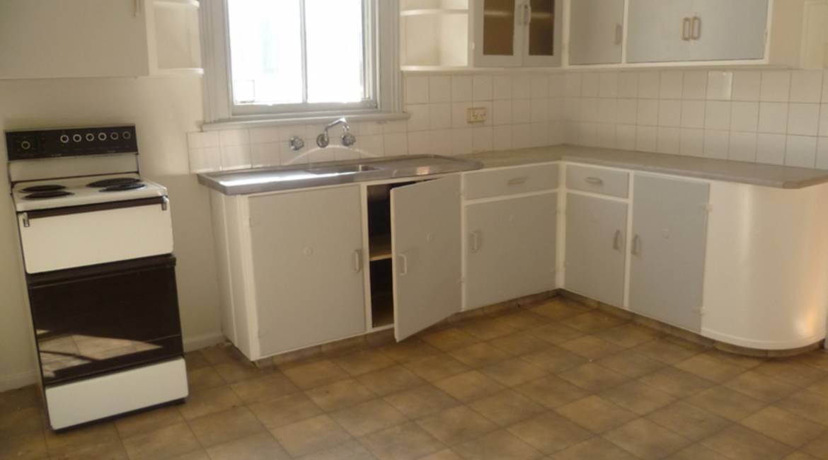 2/129 Young Road, LAMBTON, NSW 2299 Australia