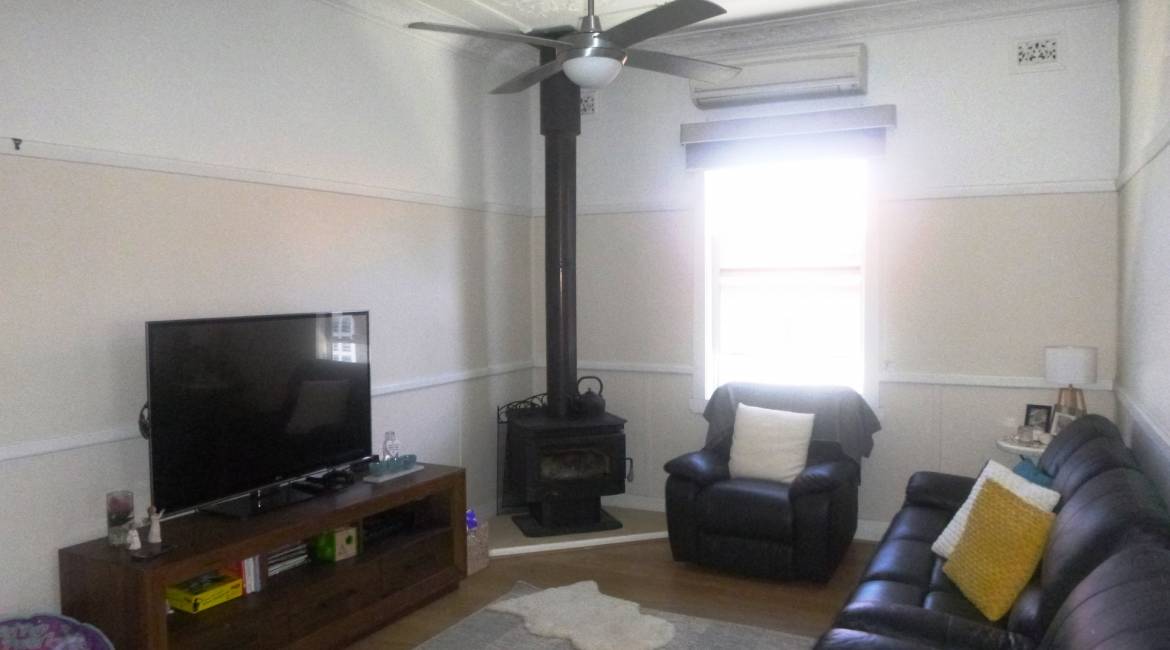 211 Main Road, CARDIFF, NSW 2285 Australia