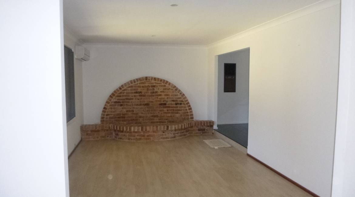 8 Carinda Avenue, EDGEWORTH, NSW 2285 Australia