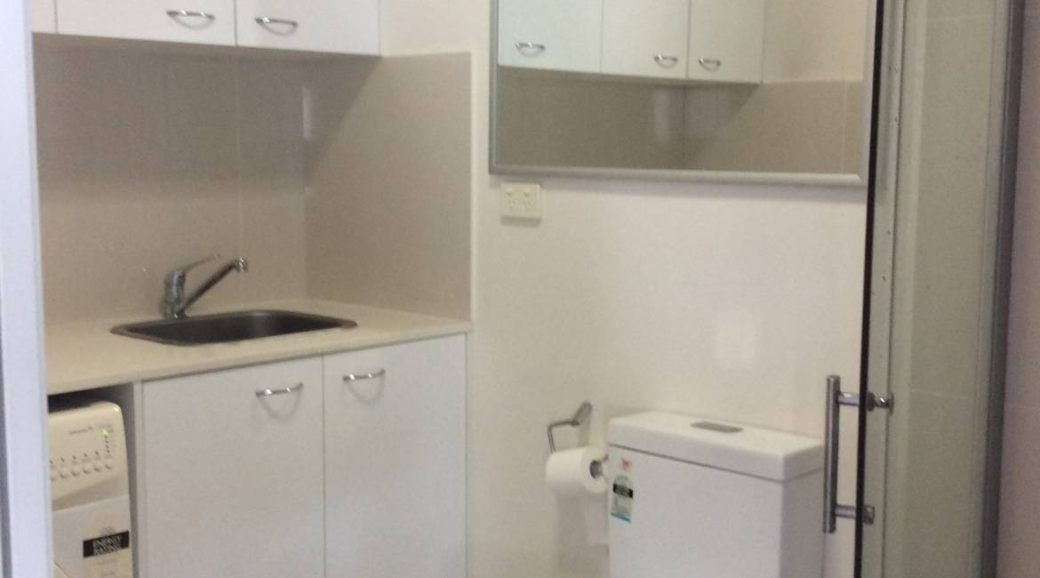 39 NEWBOLD ROAD, MACQUARIE HILLS, NSW 2285 Australia