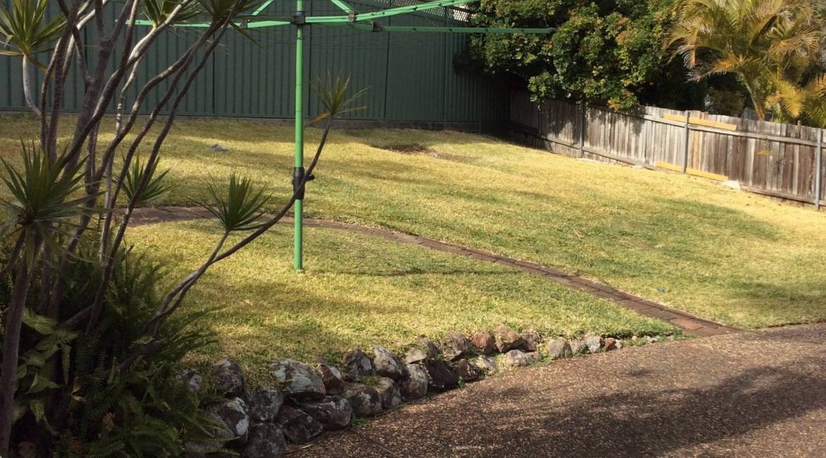 39 NEWBOLD ROAD, MACQUARIE HILLS, NSW 2285 Australia