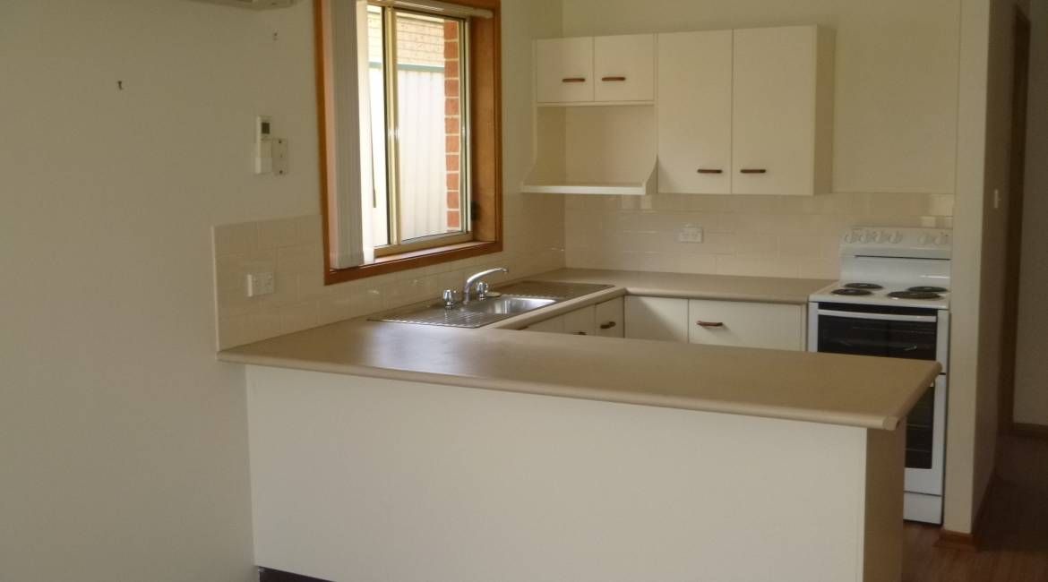 64A Decora Crescent, WARABROOK, NSW 2304 Australia