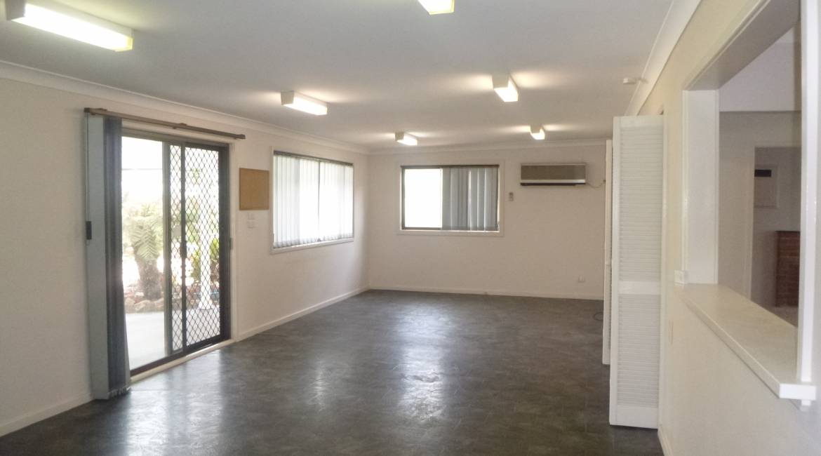 71 Lake Rd, WALLSEND, NSW 2287 Australia