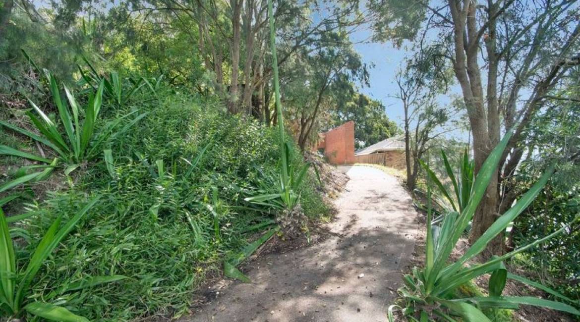 16 Taranaki Place, Macquarie Hills, NSW 2285 Australia