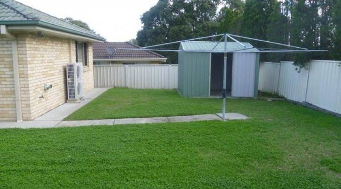 6 Eucalyptus Circuit, WARABROOK, NSW 2304 Australia