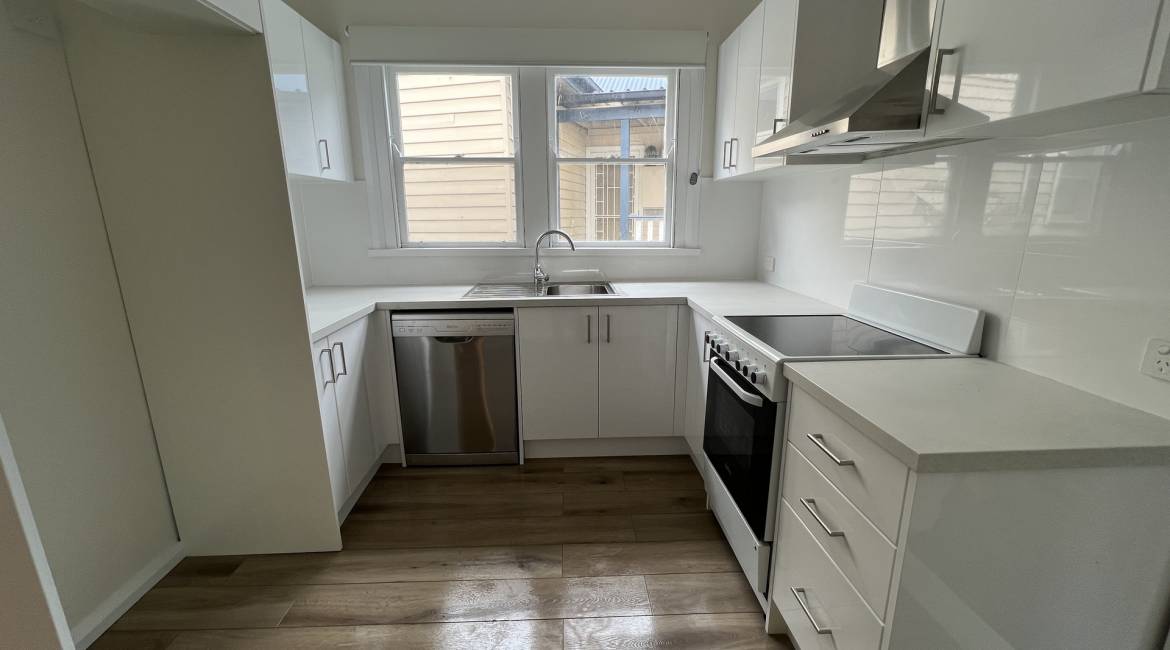 24 Angus Avenue, WARATAH WEST, NSW 2298 Australia