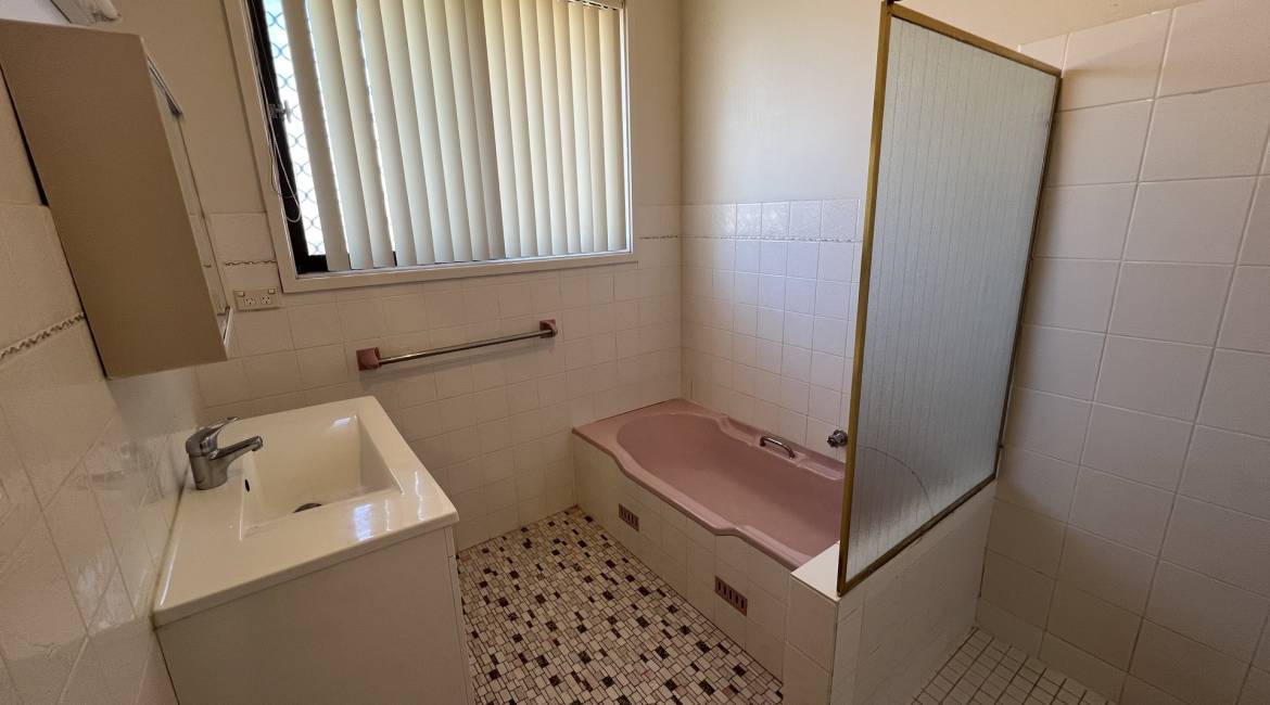 10 Irrawang Street, RAYMOND TERRACE, NSW 2324 Australia