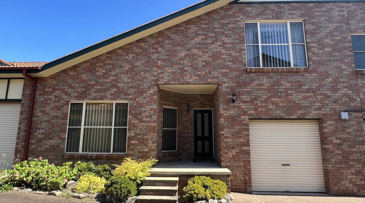 2/15 Floribunda Close, WARABROOK, NSW 2304 Australia