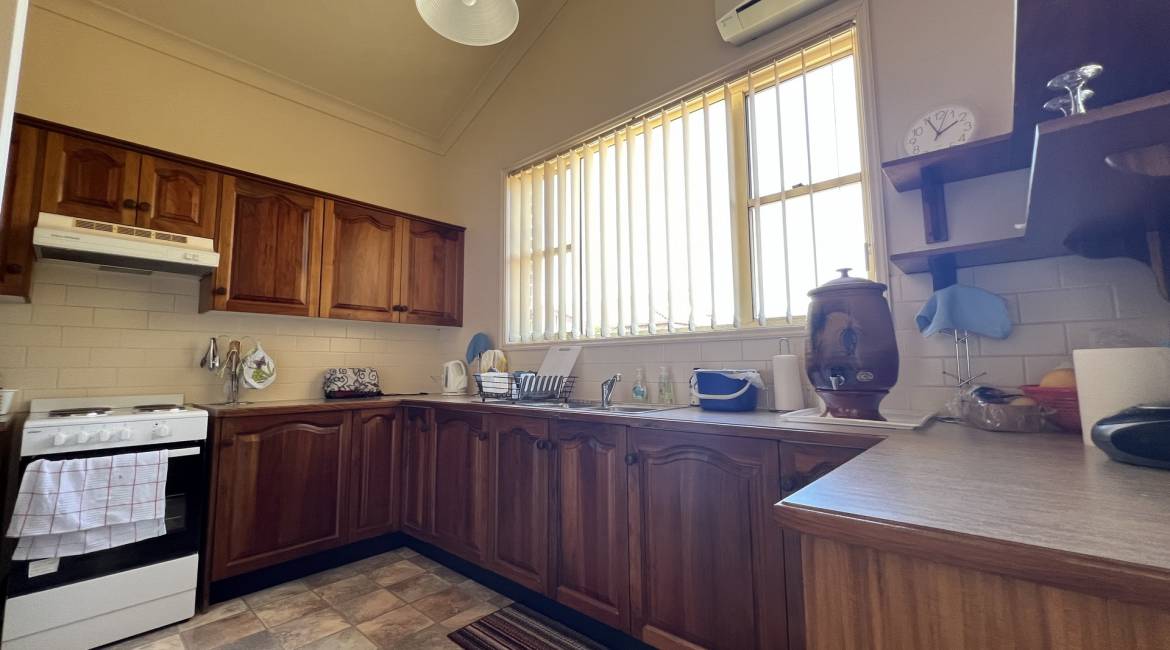 2/15 Floribunda Close, WARABROOK, NSW 2304 Australia