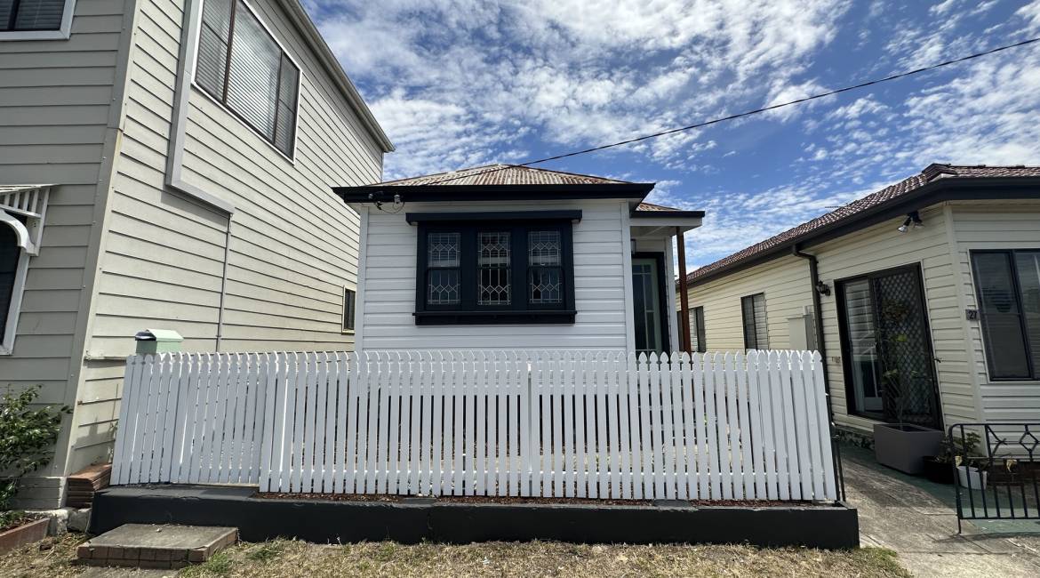 25 Robertson Street, CARRINGTON, NSW 2294 Australia