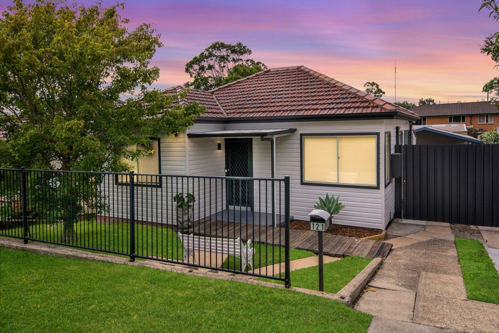 121 Lorna Street, Waratah West NSW 2298 Dowling Property Group