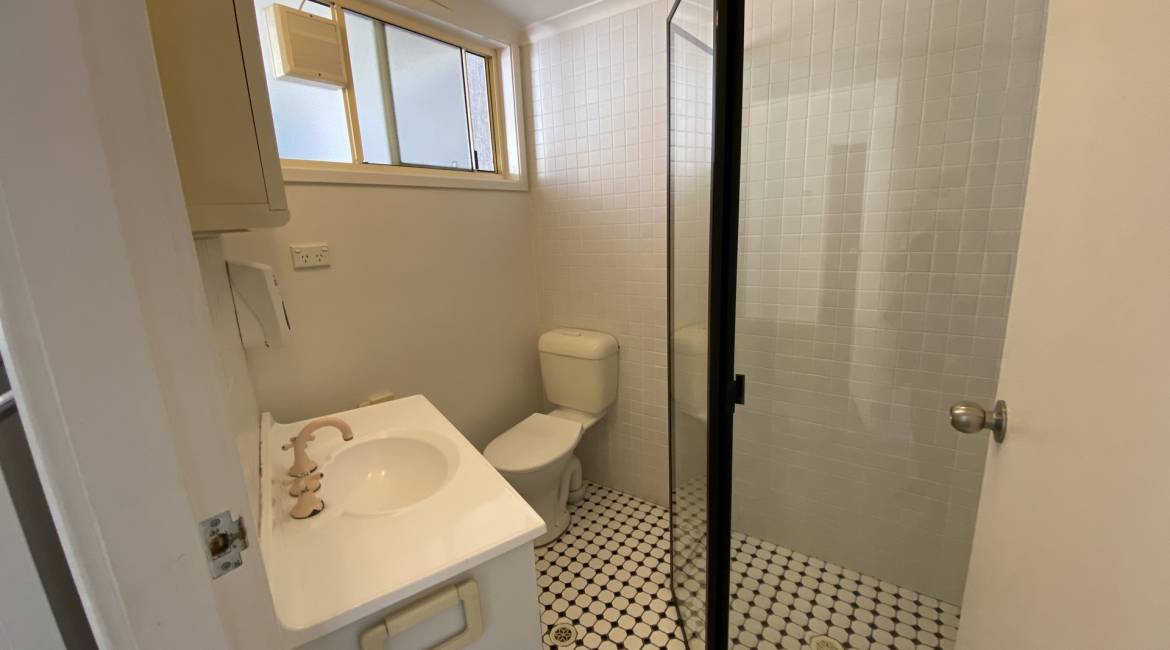 16 Brunker Road, BROADMEADOW, NSW 2292 Australia