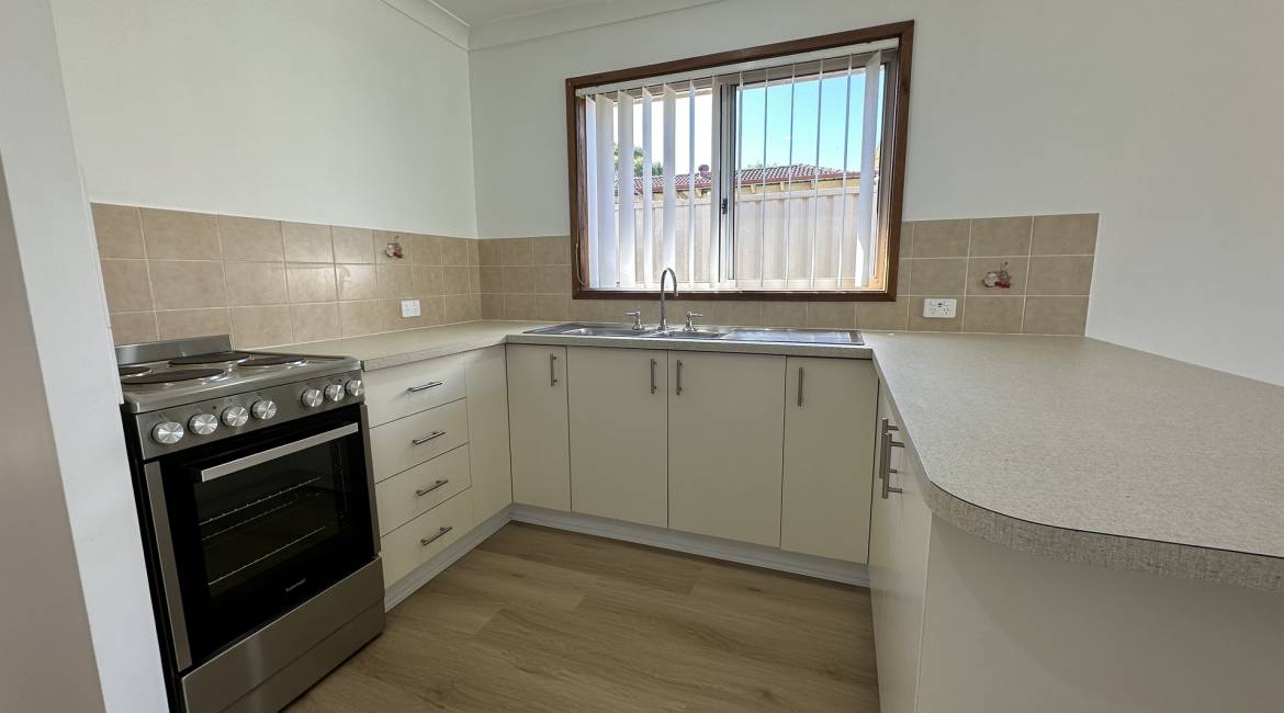 11 Bakeri Circuit, WARABROOK, NSW 2304 Australia