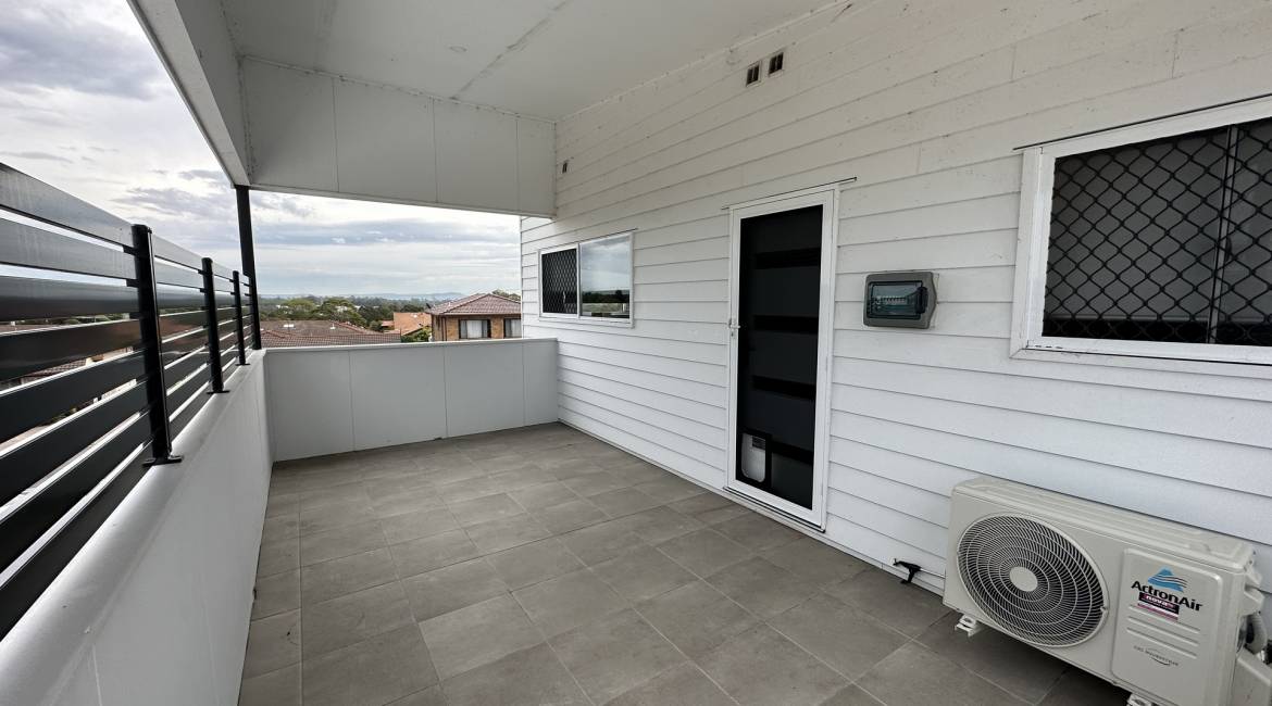 2/1 Viola Way, WARABROOK, NSW 2304 Australia