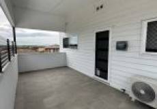 2/1 Viola Way, WARABROOK, NSW 2304 Australia