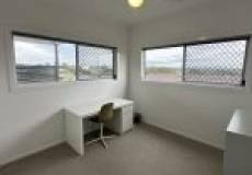 2/1 Viola Way, WARABROOK, NSW 2304 Australia