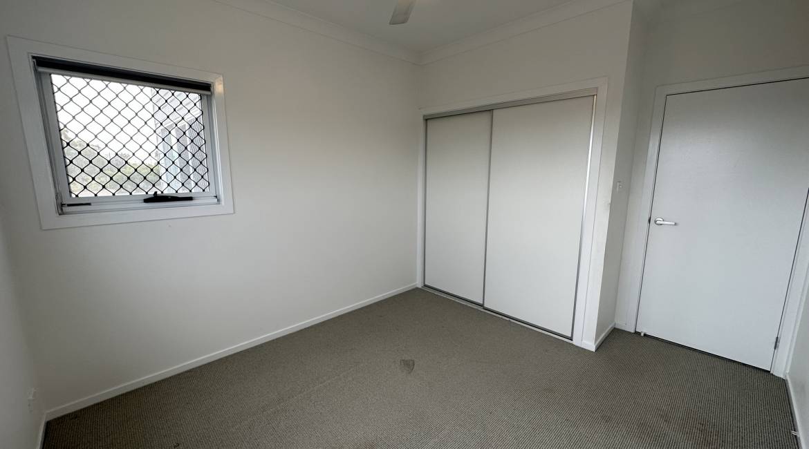 2/1 Viola Way, WARABROOK, NSW 2304 Australia