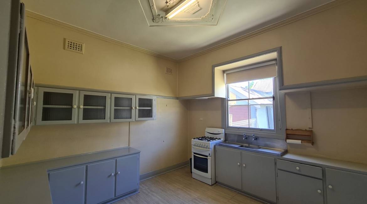 323 Maitland Road, MAYFIELD WEST, NSW 2304 Australia